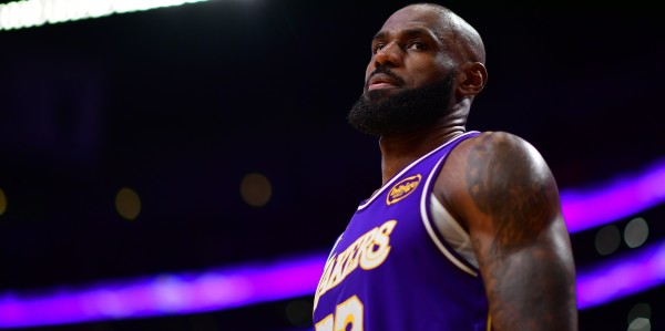 乐鱼中国官方网-苏群：好久没有看到湖人打出这种比赛了 三分20中12&amp;amp;两节81分