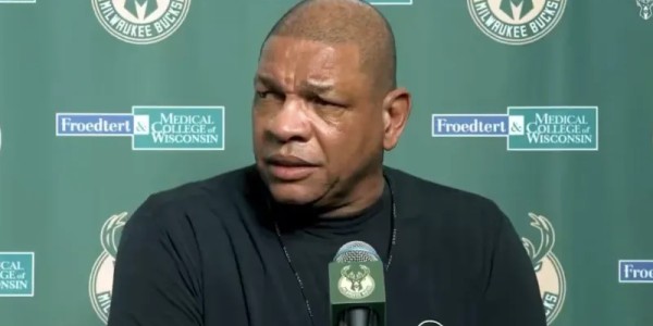 乐鱼最新网站-里弗斯：扬尼斯不在场的每一分钟，球队的实力都会大打折扣