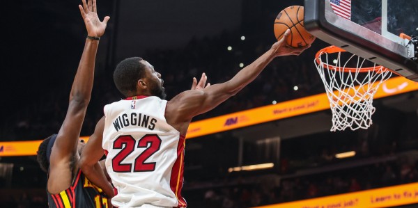 哈克斯：维金斯攻防两端都带来了实质性影响 他球商很高经验丰富