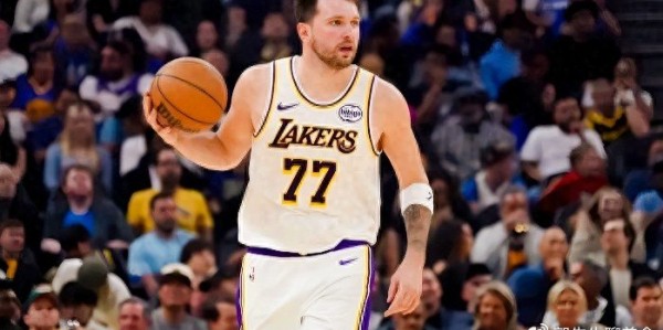 乐鱼中国官方网-东契奇35分+绝杀三分!湖人复仇尼克斯升西部第五|卡尔-安东尼-唐斯|卢卡-东契奇|洛杉矶湖人队|纽约尼克斯队|詹姆斯_新浪体育_新浪新闻