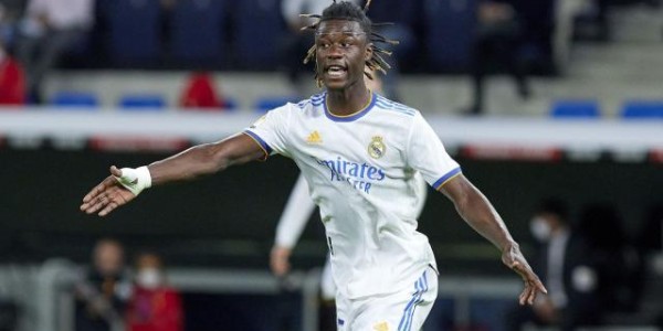 乐鱼最新网站-【前瞻】皇马典礼中场被拆，安帅有何招数翻盘巴黎？