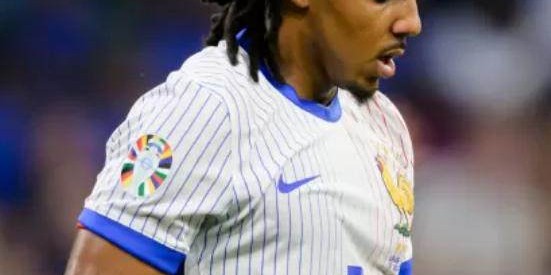 乐鱼中国官方网-巴西队咋了？停在时间里 落后于时代 忽视新趋势！